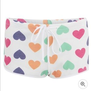 ISO WILDFOX VINTAGE HEARTS POOL PARTY SHORTS S/XS